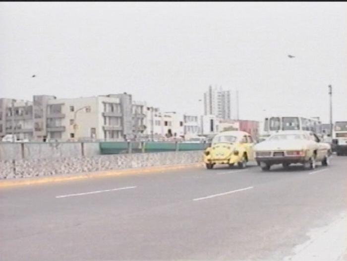 Espacio-Tiempo  / Paseo recurrente de días y noches (espacio.tiempo)
